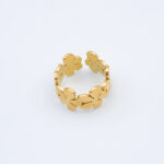Bague femme dorée ouverte motif fleurs délicates chic