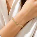 Bracelet doré cœur ajouré cercles brillants chic femme – Image 3