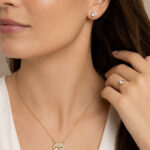 Coffret bijoux doré femme avec montre et parure trèfle – Image 4
