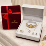 Coffret bijoux doré femme montre et parure trèfle élégant – Image 5