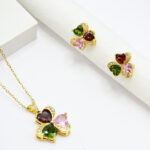 Parure dorée femme pendentif trèfle multicolore chic – Image 6