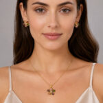 Parure dorée femme pendentif fleur multicolore chic