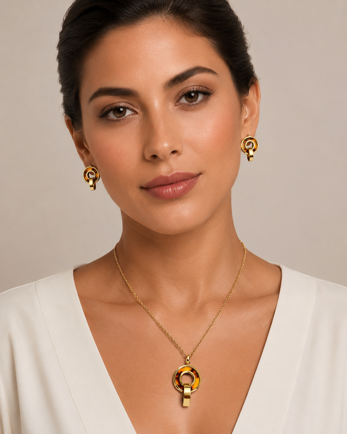 LV-CF-78 (5) Parure collier boucles dorée cercle effet écaille femme – Image 1