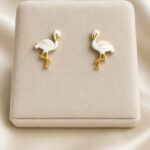 Parure dorée collier boucles d’oreilles flamant femme – Image 5