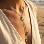 Collier sautoir argenté chic à pendentifs ovales femme