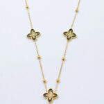 Collier doré femme à trèfles noirs et détails brillants – Image 2