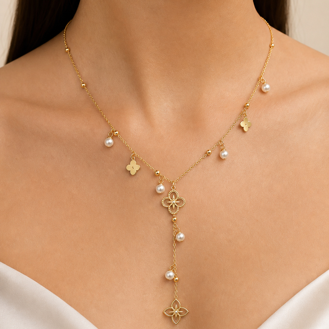 LV-CL-36 Collier doré femme à fleurs et perles blanches pendantes – Image 1