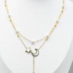 Collier doré femme perles blanches étoile lune pendante