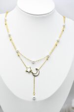 Collier doré femme perles blanches étoile lune pendante
