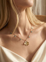 Collier doré femme fleur turquoise style bohème chic