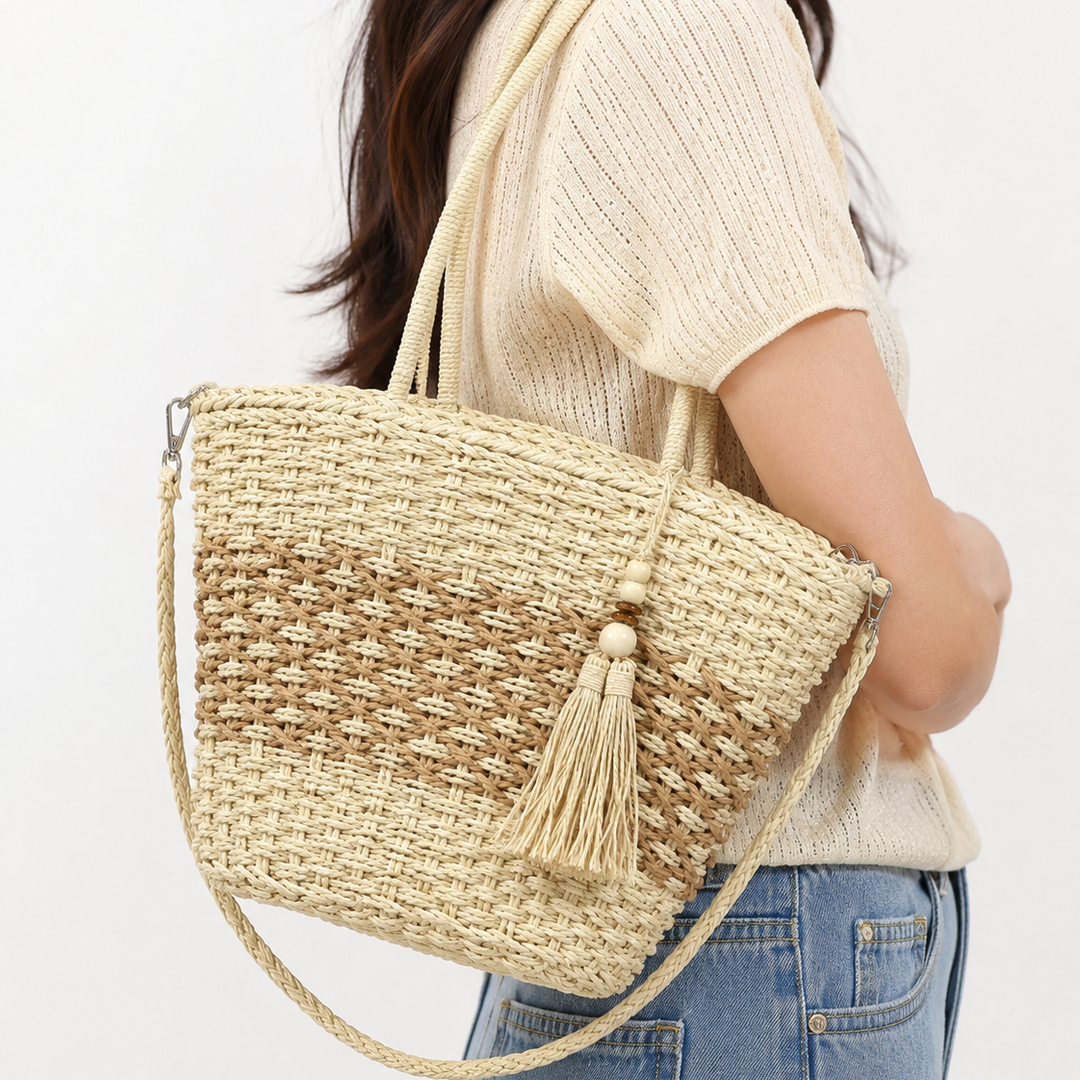 LV-SC-03 Sac panier femme beige et camel effet tressé avec pompon – Image 1