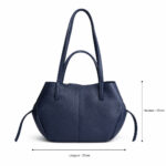 Sac cabas bleu marine effet grainé avec pochette femme – Image 7