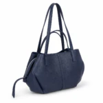 Sac cabas femme bleu marine effet grainé à double anse et liens latéraux, vue de trois quarts